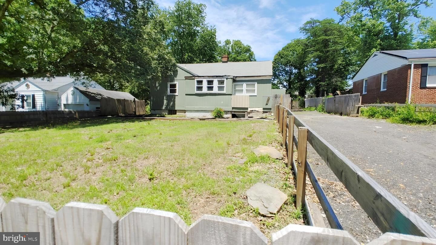 Property Photo:  6410 Woodley Road  MD 20735 