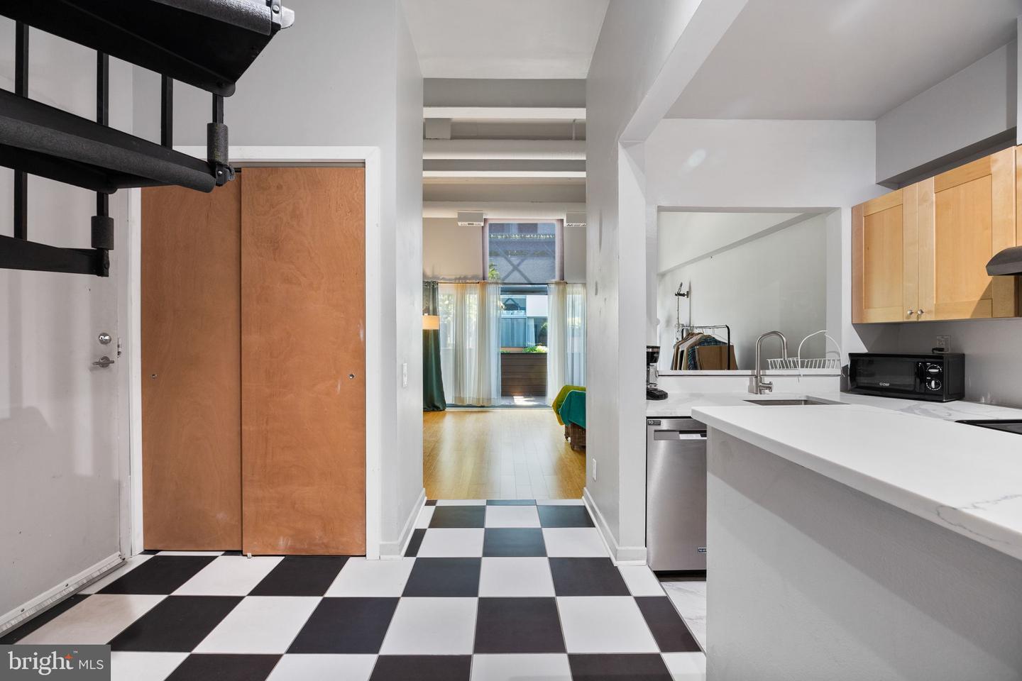 Property Photo:  3 N Chris Columbus Boulevard Pl236  PA 19106 