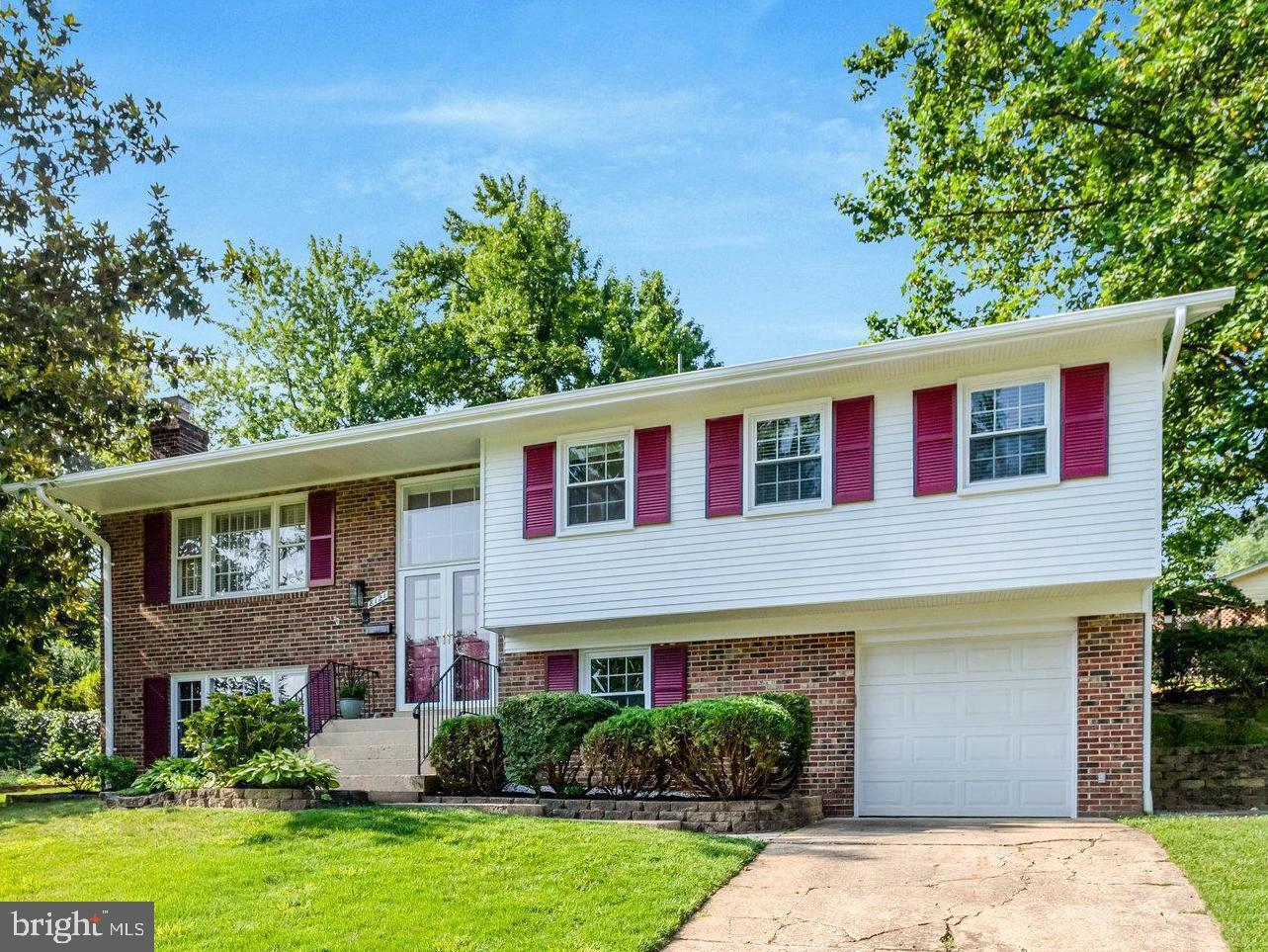 Property Photo:  8121 Marcy Avenue  VA 22152 