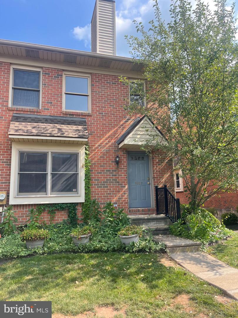 Property Photo:  3927 Seneca Court  PA 19474 