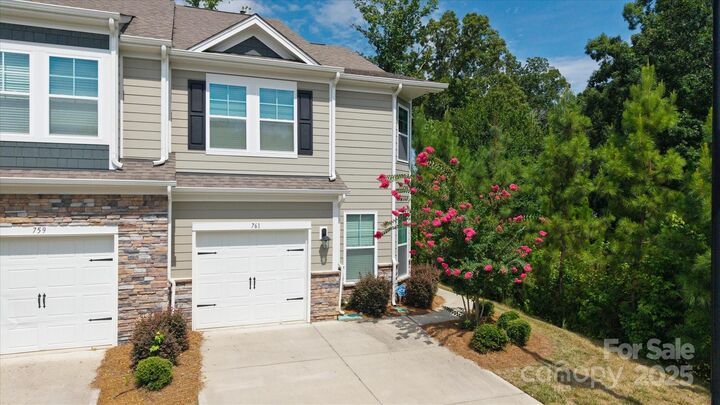 Property Photo: 761 Little Bluestem Drive SC 29710