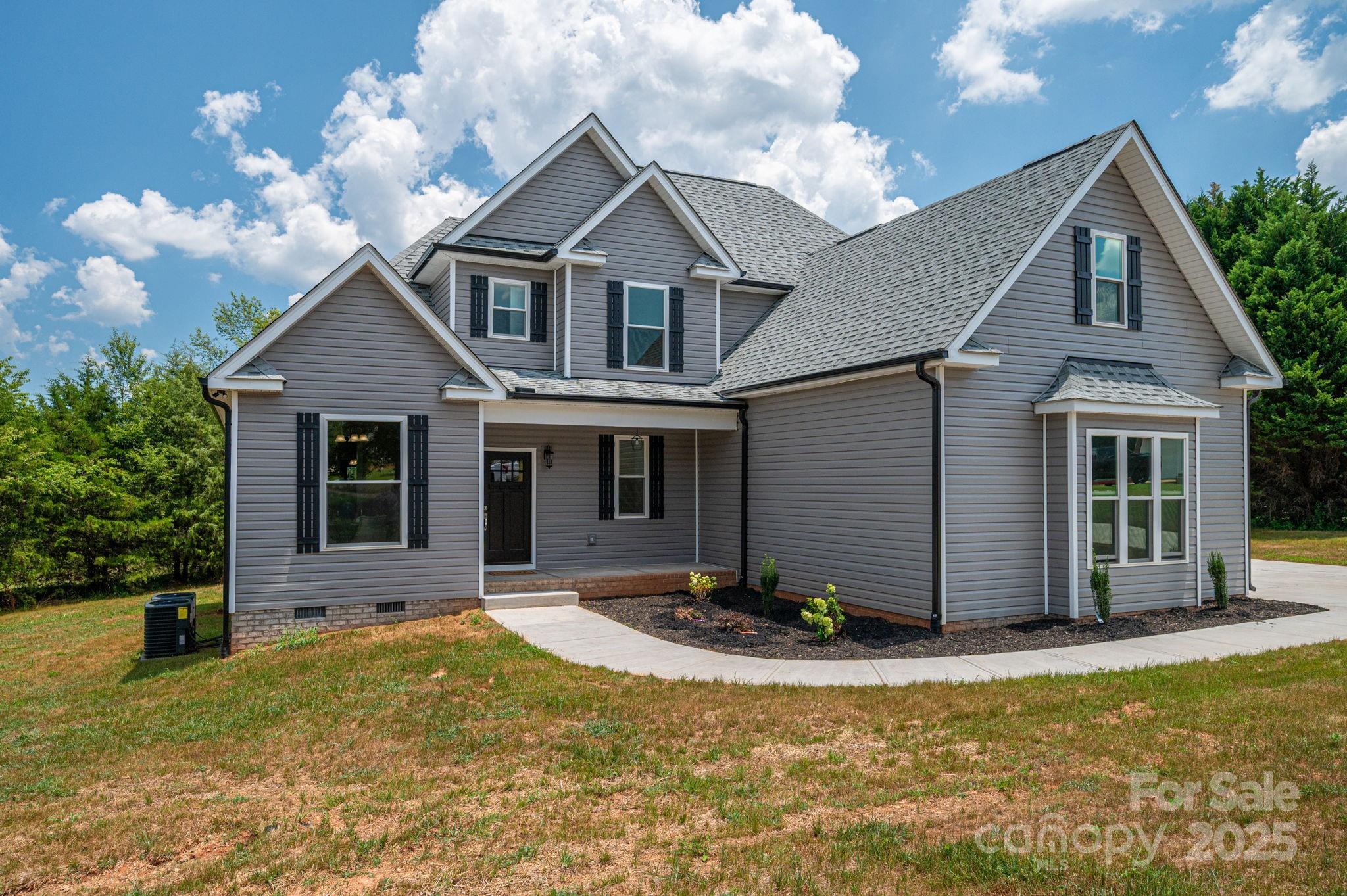 Property Photo:  1870 Grace Court  NC 28650 
