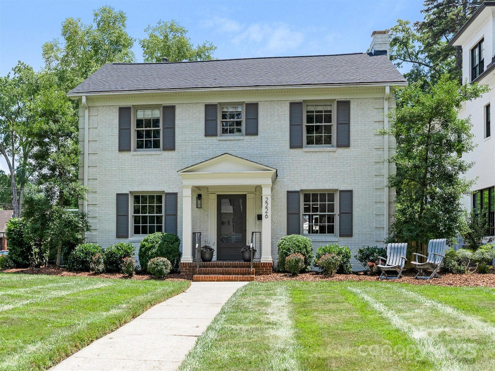 Property Photo:  2226 Beverly Drive  NC 28207 