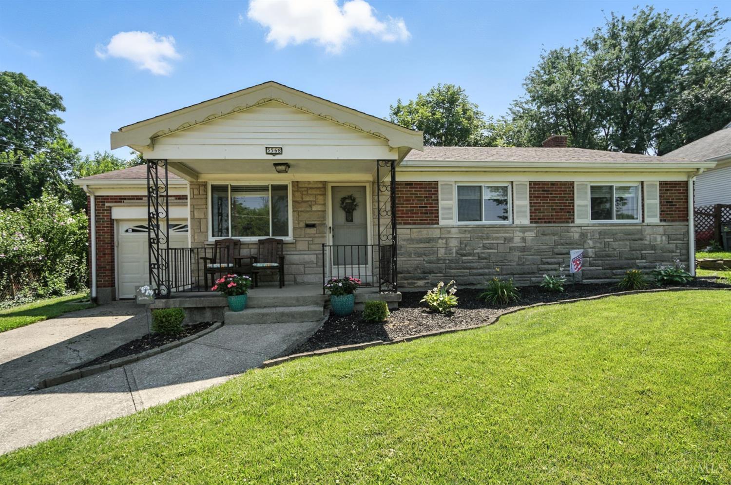 Property Photo:  5568 Hickory Ridge Lane  OH 45239 