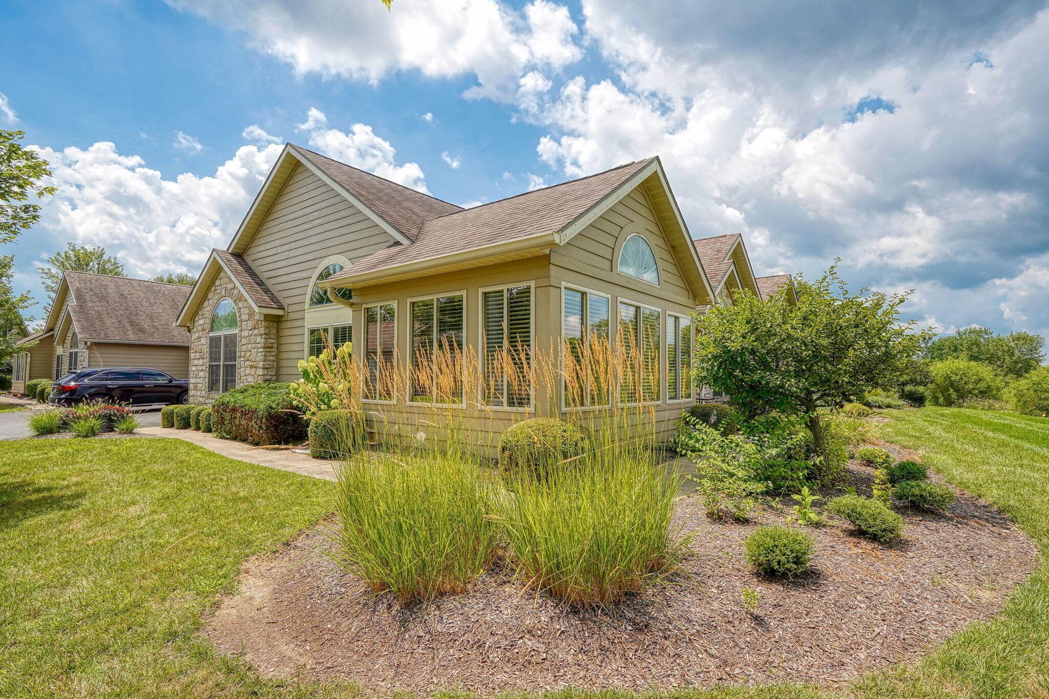 Property Photo: 1861 Pacer Court OH 43113