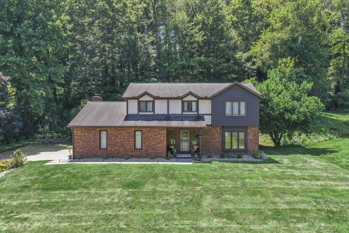 Property Photo:  1475 Londondale Parkway  OH 43055 