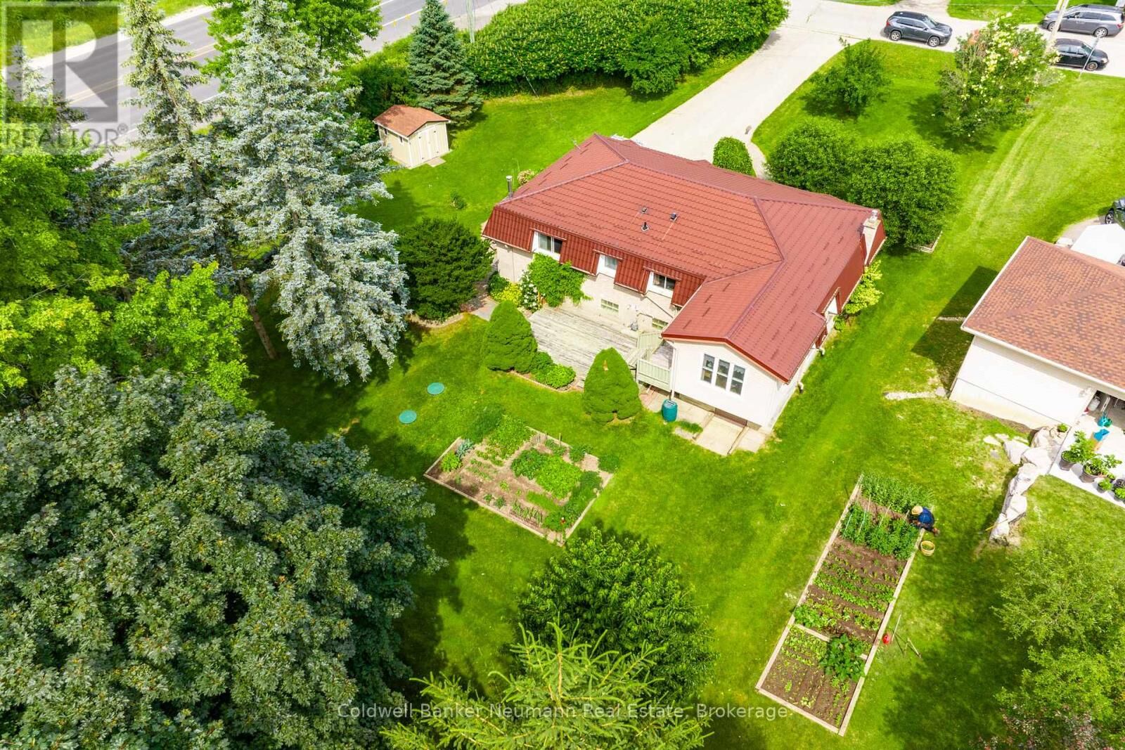 Property Photo:  2 Hamilton Drive  ON N1E 0N9 