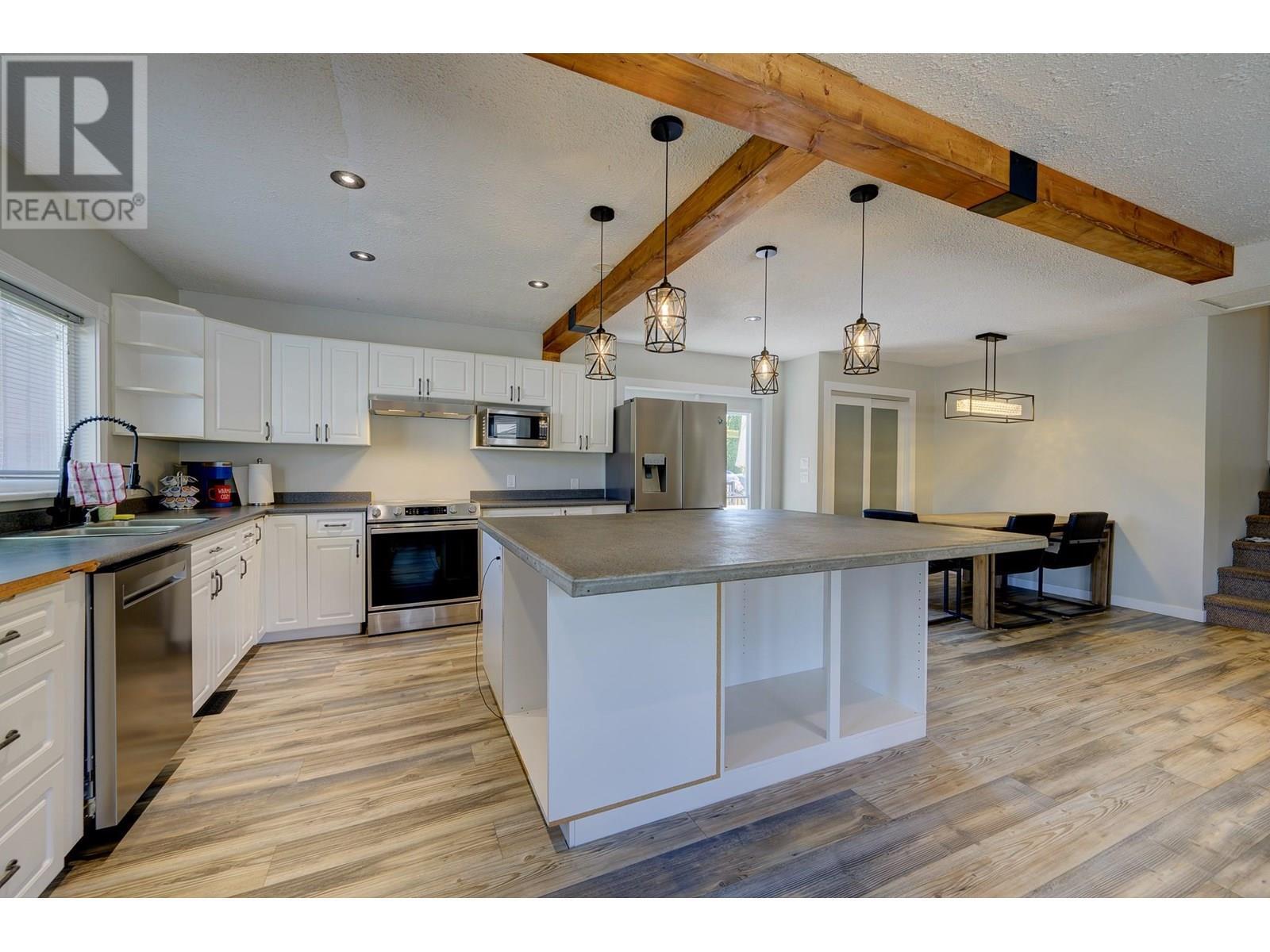 Property Photo:  2505 Sandalwood Drive  BC V2B 6V3 