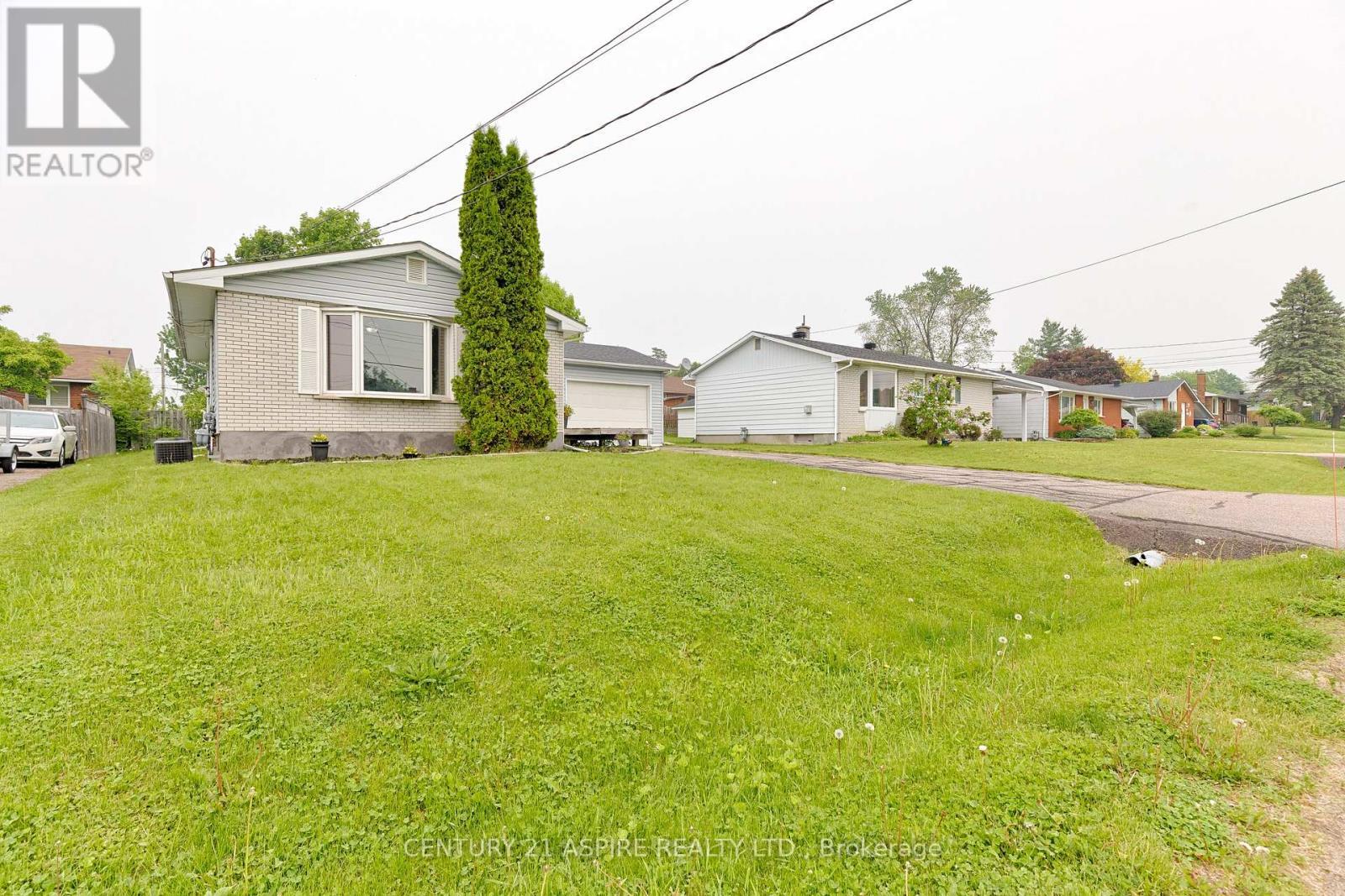 Photo de la propriété:  123 Ellis Avenue  ON K8A 2H7 