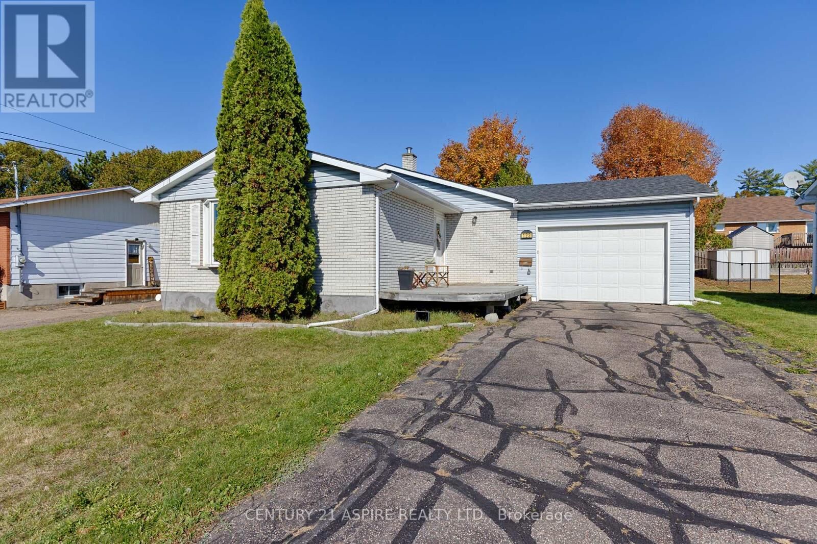 Property Photo: 123 Ellis Avenue ON K8A 2H7