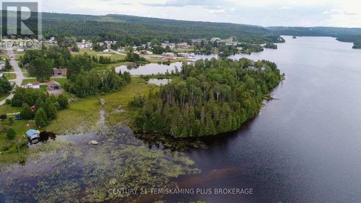 Photo de la propriété:  43 Proulx Street  ON P0J 1N0
