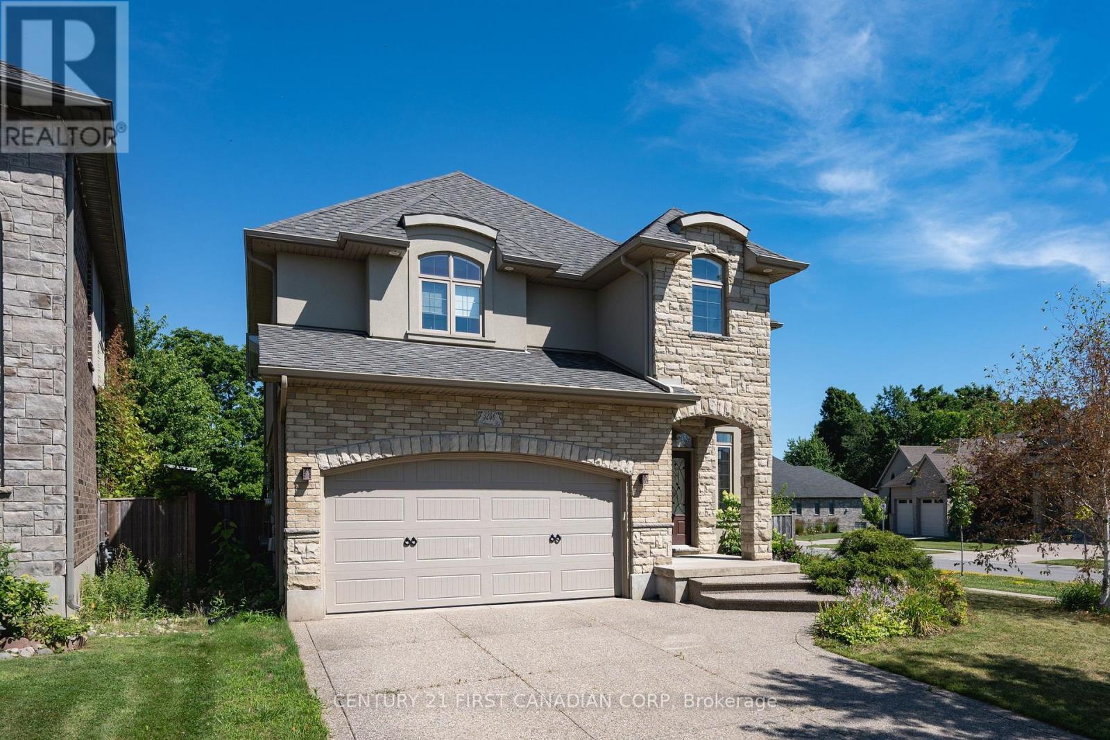 Photo de la propriété: 3246 Tillman Road ON N6P 0C3