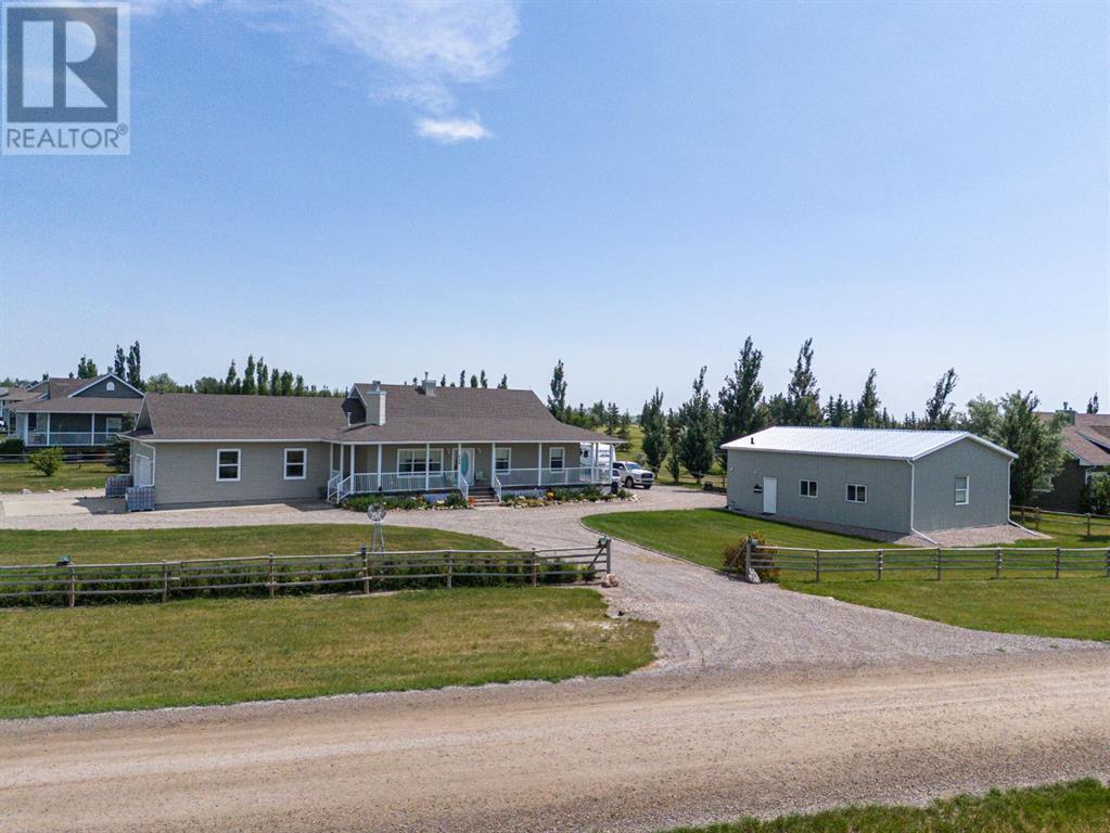 Property Photo: 840 Dufferin Street AB T0L 1A0