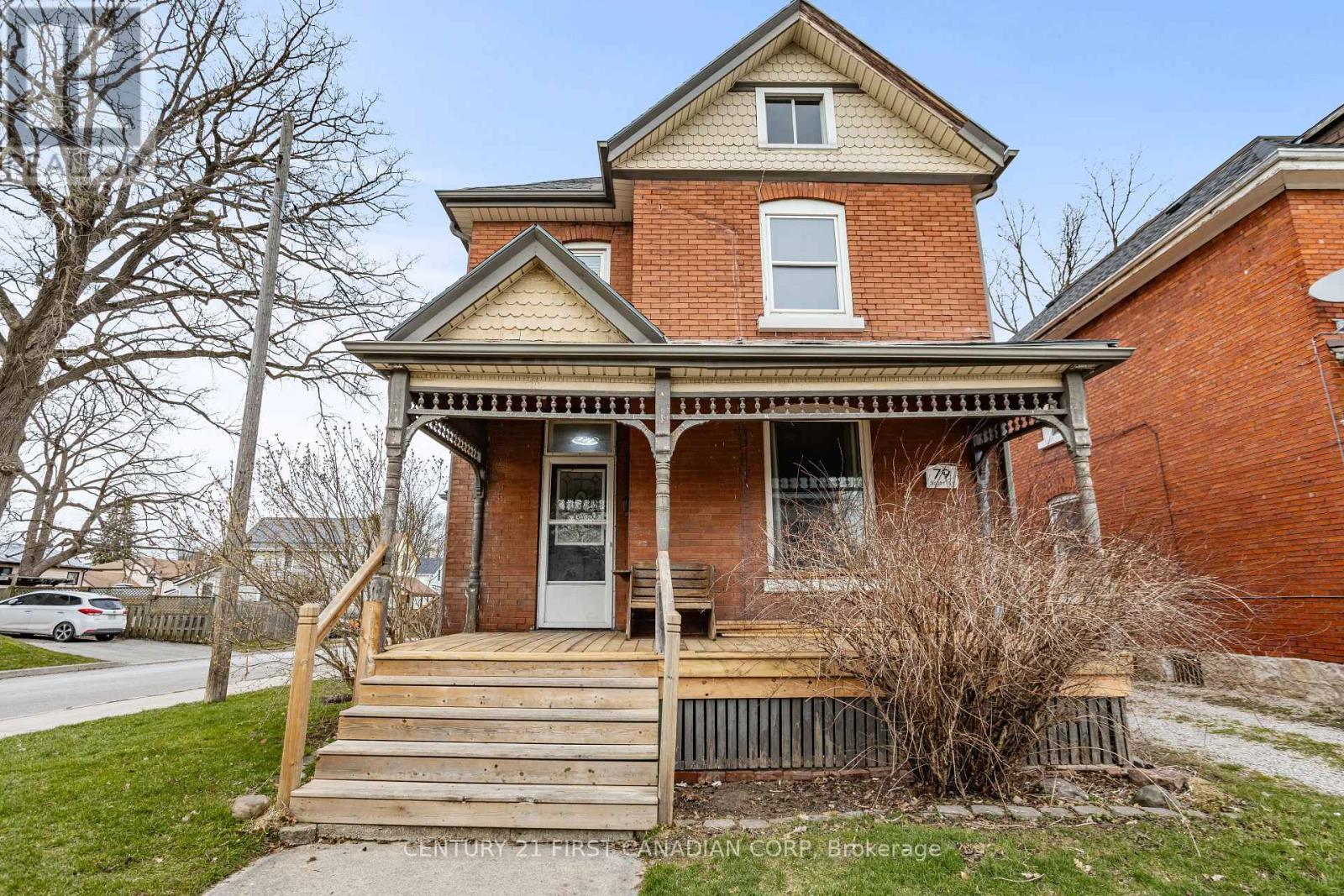 79 Scott Street  St. Thomas ON N5P 1L1 photo