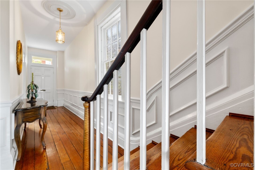 Property Photo: 2208 E Broad Street VA 23223