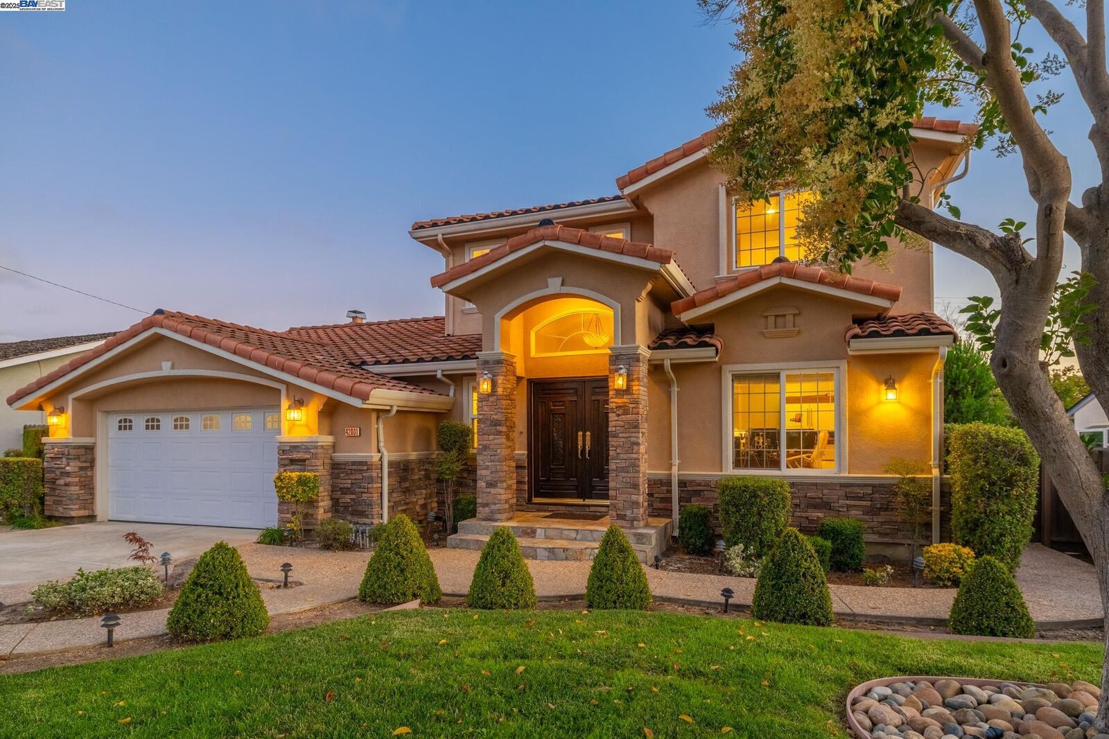 Property Photo:  42001 Via San Gabriel  CA 94539 