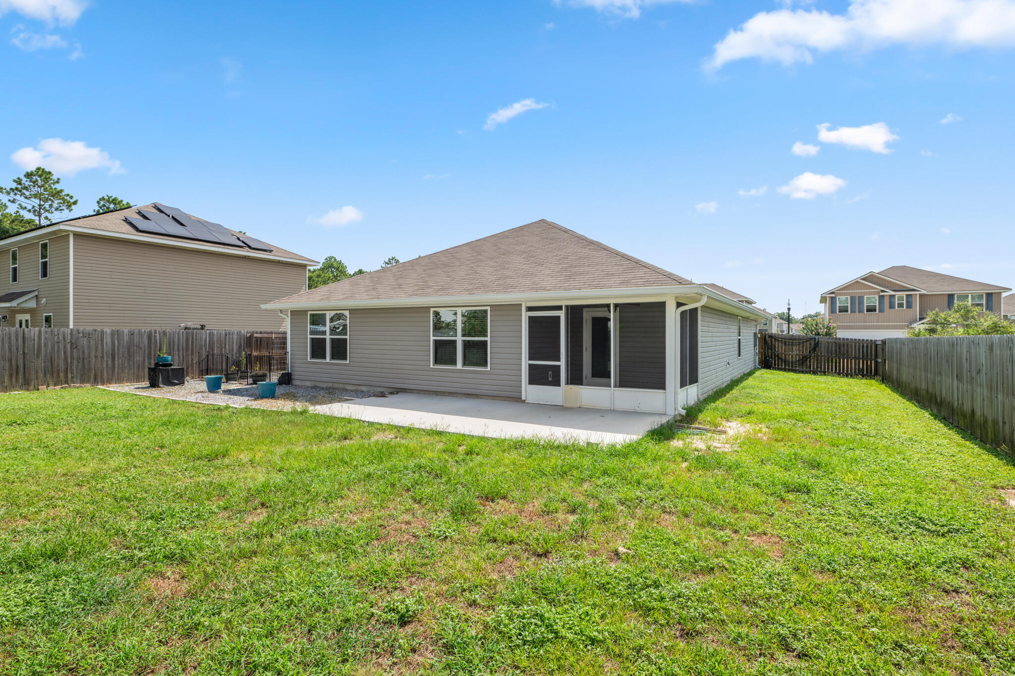 Property Photo: 5887 Southern Bell Court FL 32570