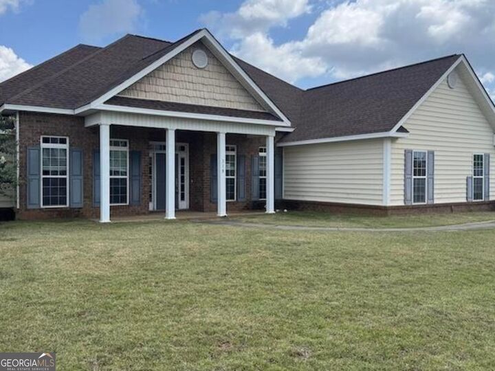 Property Photo:  318 Lovorn Circle  GA 31088 