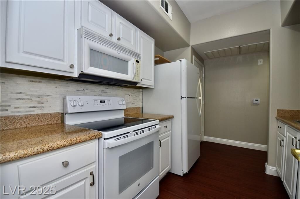 Property Photo:  8000 Badura Avenue 1079  NV 89113