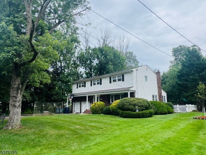 227 Hawthorne Dr  Clark Twp. NJ 07066 photo