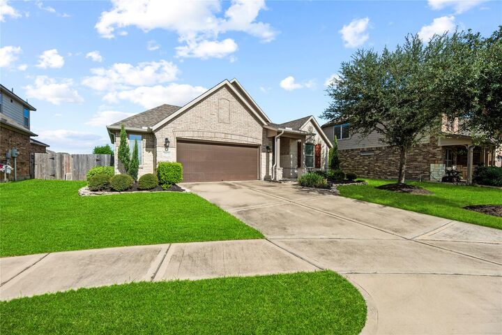 Property Photo:  20930 Bristol Meadow Lane  TX 77433 