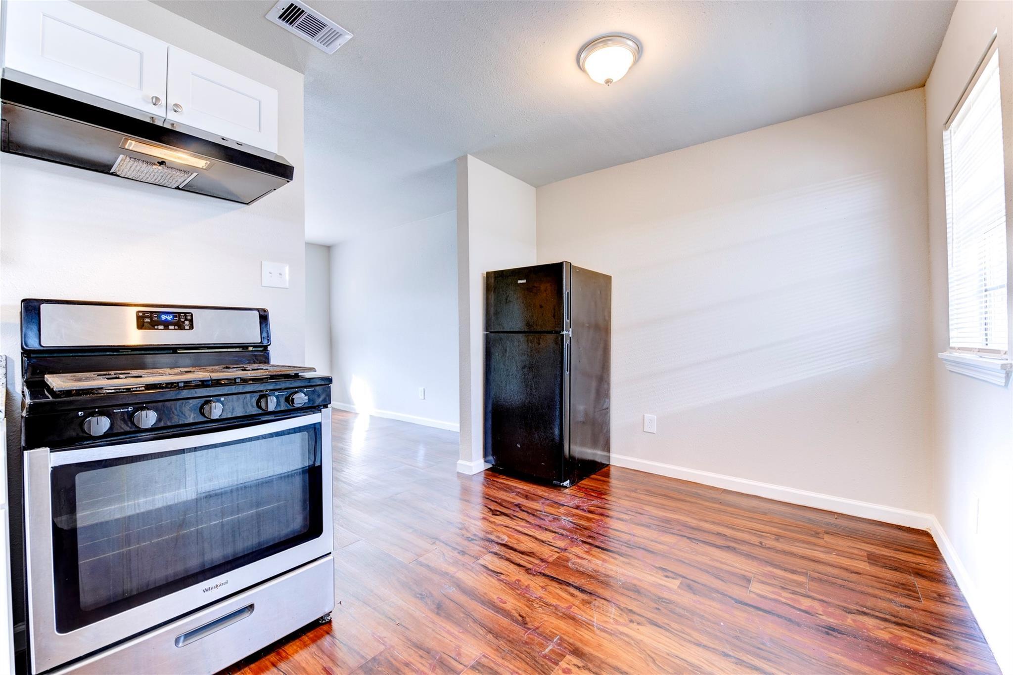 Property Photo: 5521 Cavalcade Street TX 77026