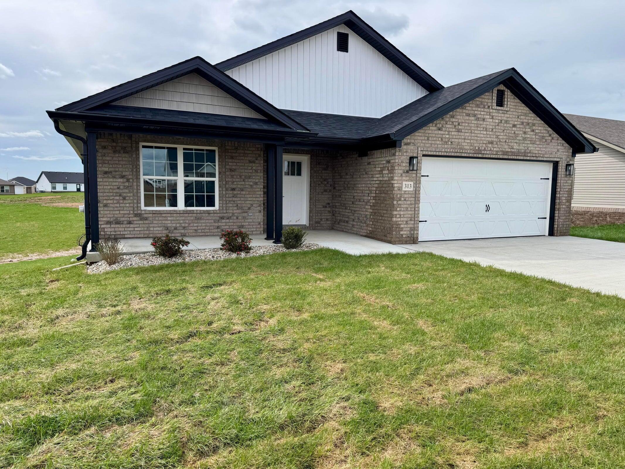 Property Photo: 498 Wyldwood Way KY 40403