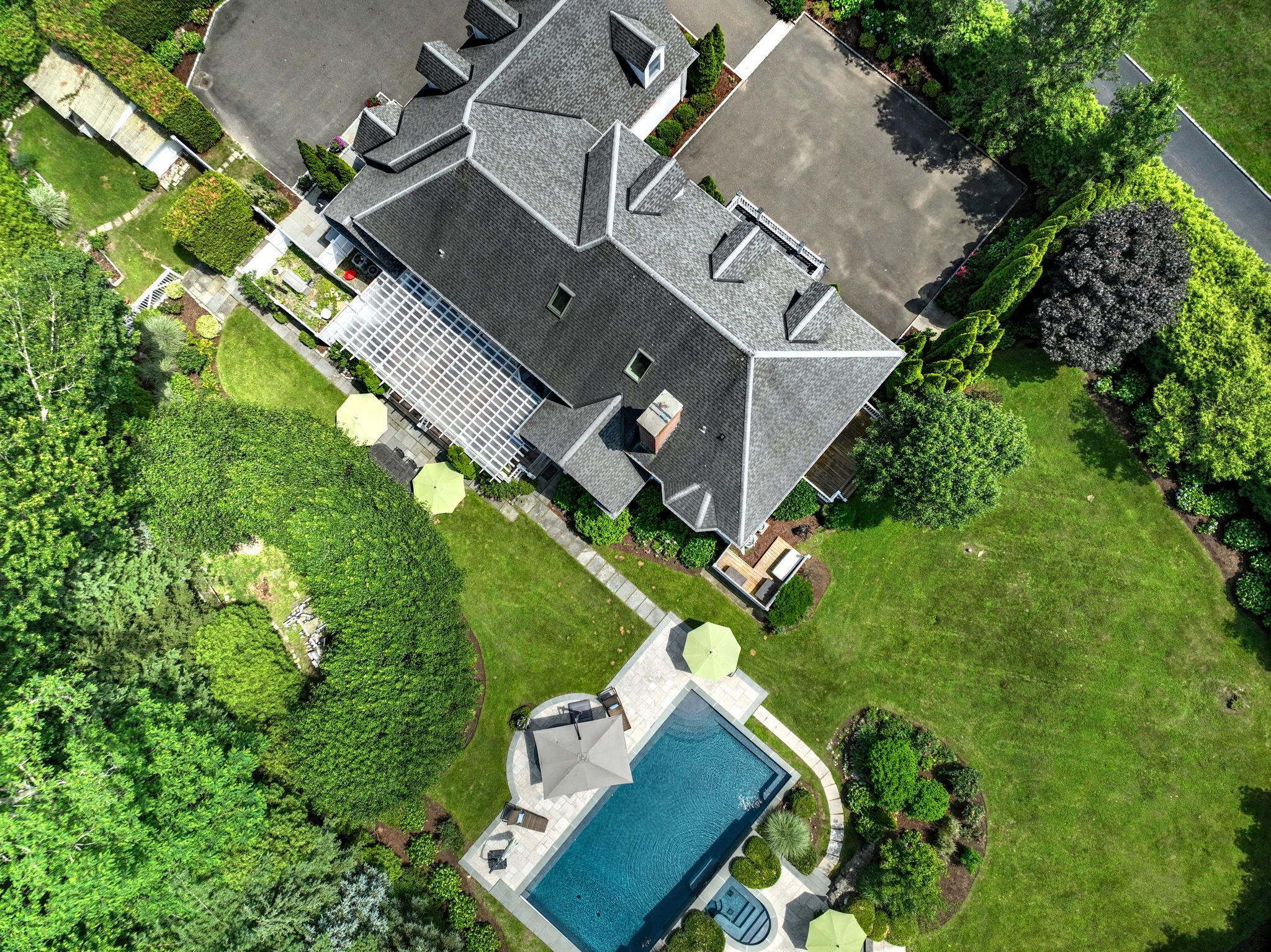 Property Photo:  27 Golden Farm  CT 06903 