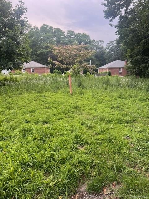 Property Photo:  1 Granite Place  NY 10701 