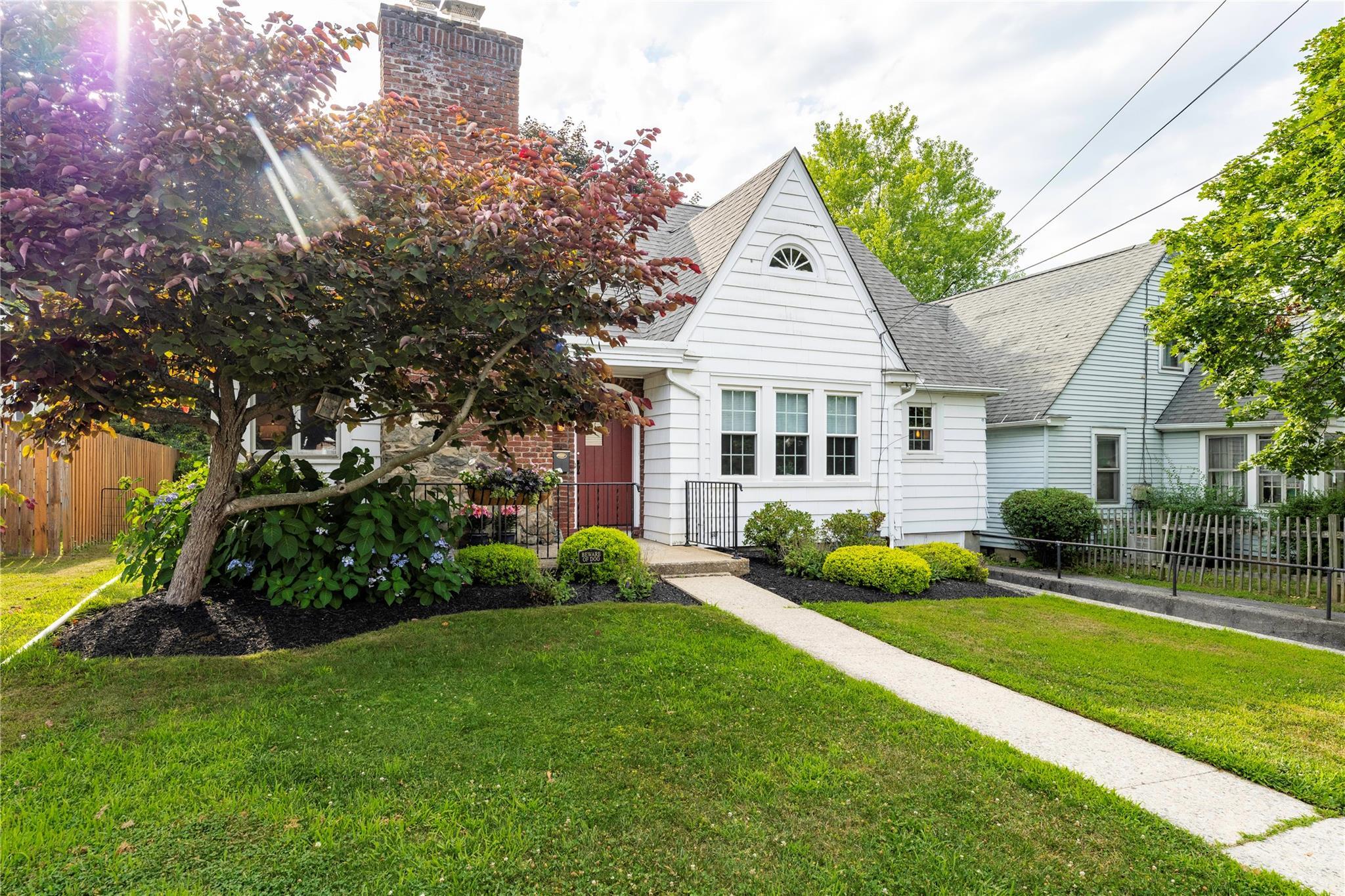 Property Photo:  9 Crestwood Boulevard  NY 12603 