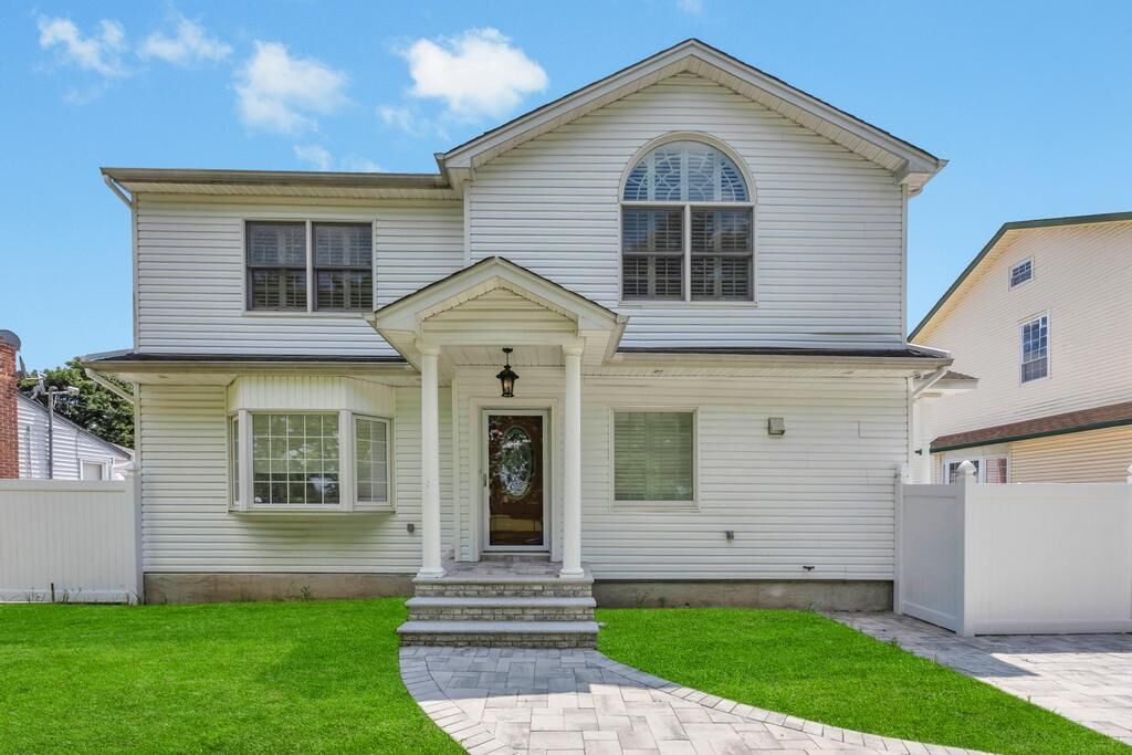 Property Photo:  32 Cornell Avenue  NY 11801 