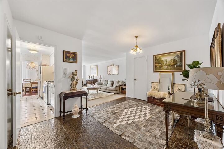 Property Photo:  21015 23rd Avenue 3B  NY 11360 