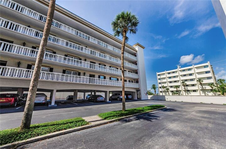 Property Photo:  131 Bluff View Drive 111  FL 33770