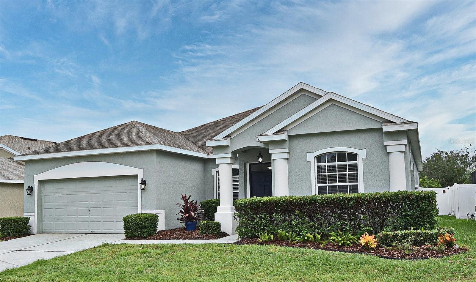 Property Photo:  213 Tavestock Loop  FL 32708 