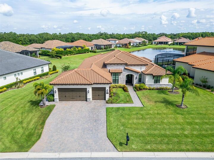 Property Photo: 3009 Sanctuary Circle FL 33803
