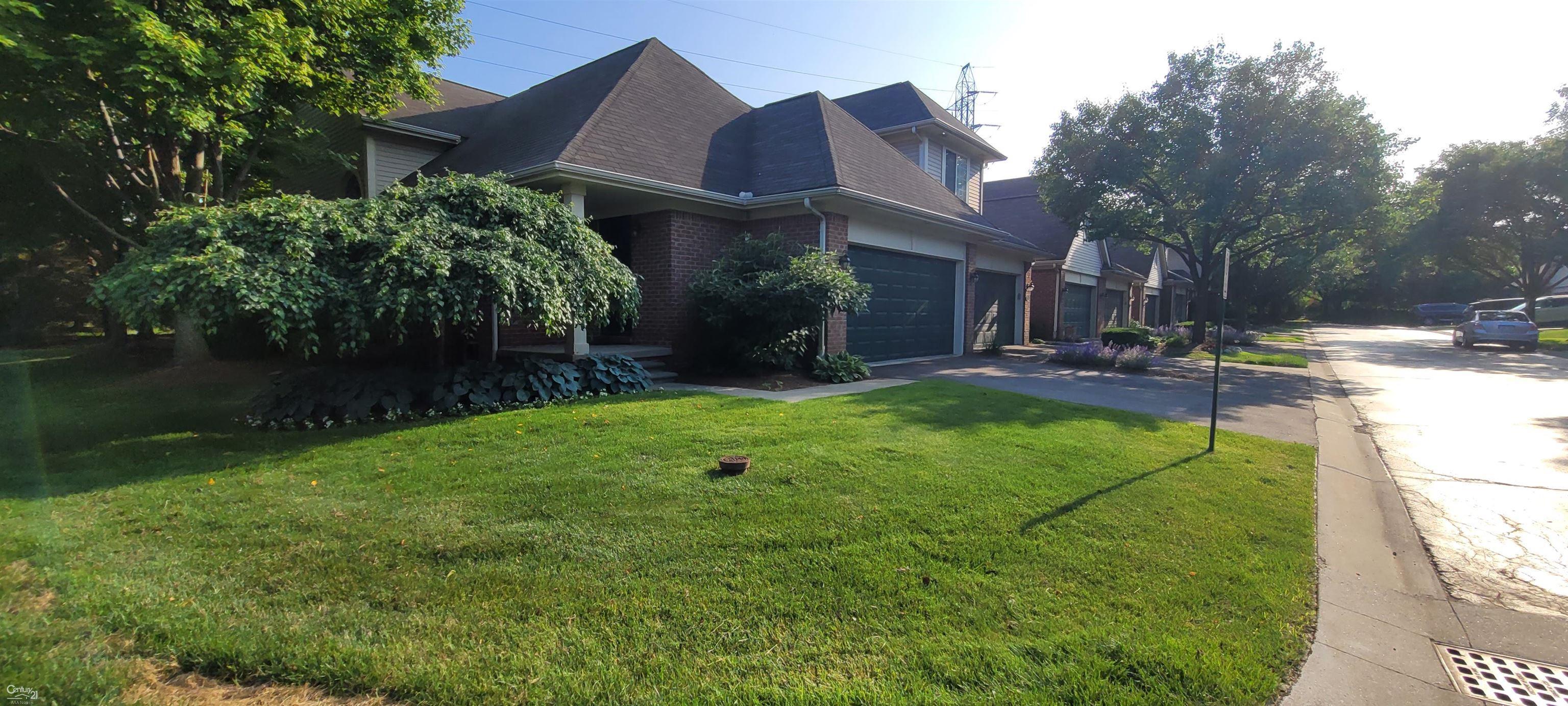 Property Photo:  622 Macwilliams Lane 1  MI 48067 