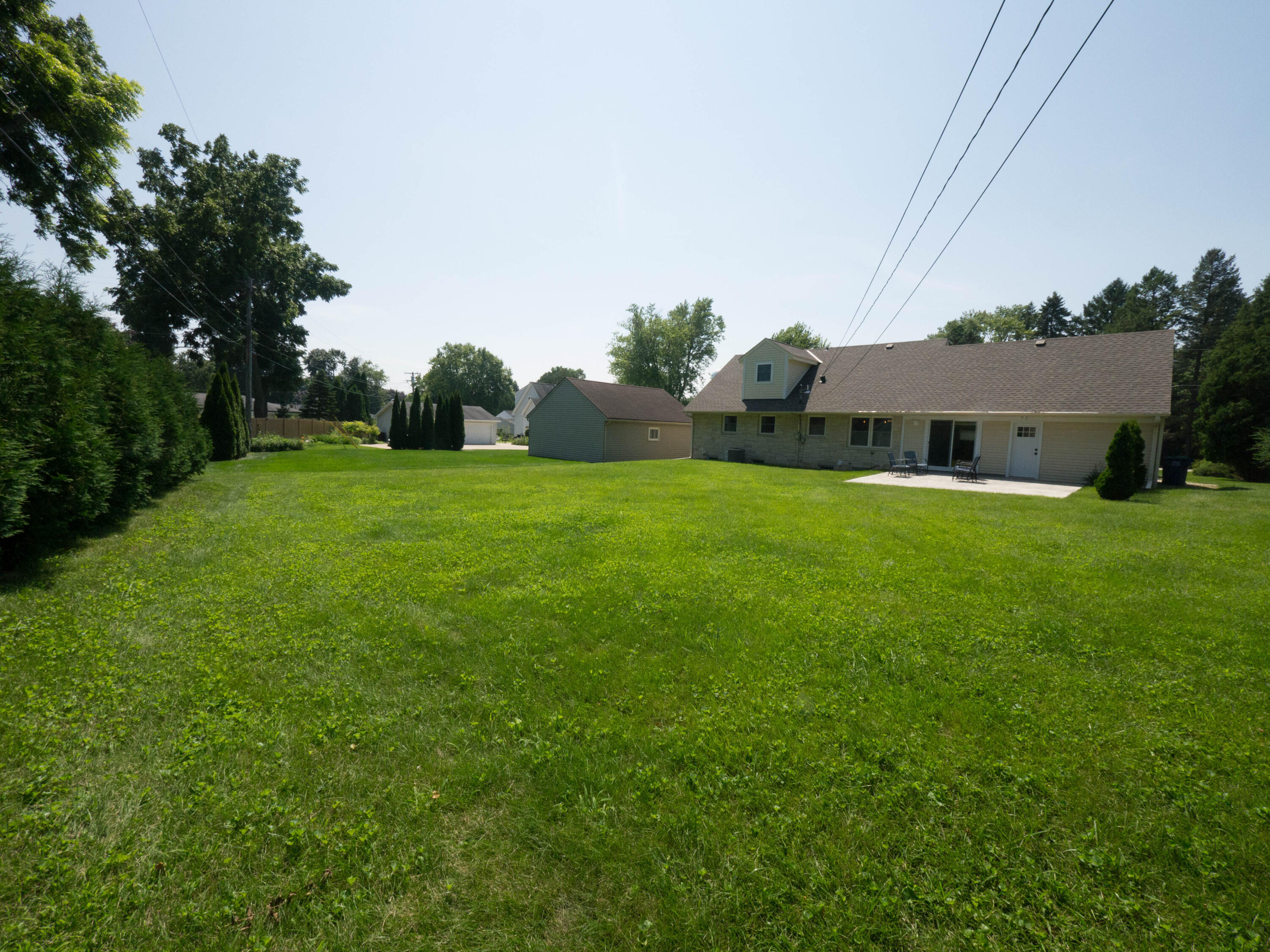 Property Photo:  948 N Green Bay Rd  WI 53024 