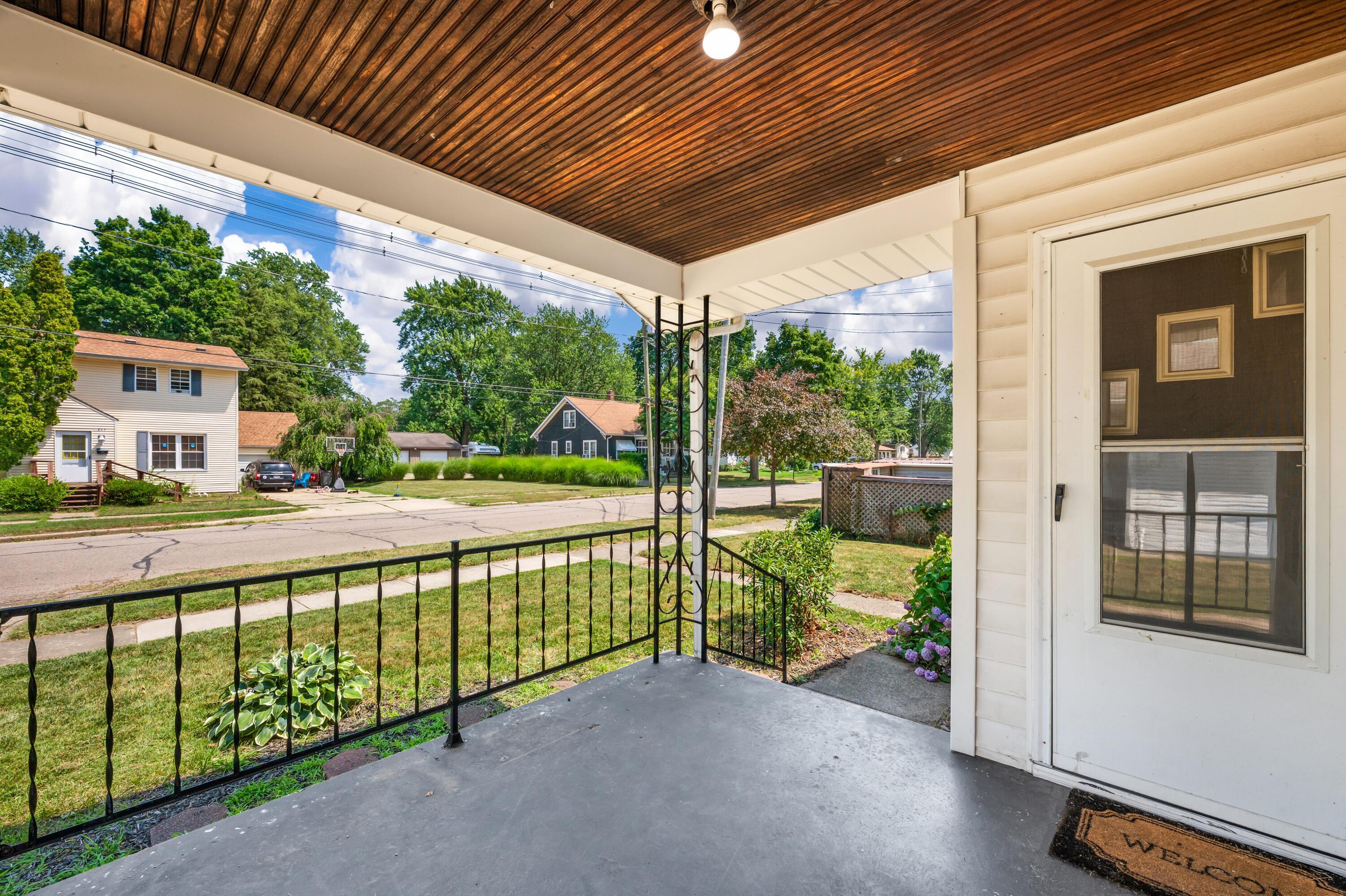 Property Photo: 216 N 15th Street MI 49120