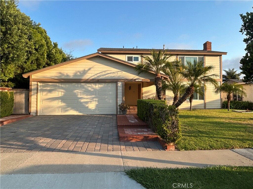 Property Photo: 9172 Veronica Drive CA 92646