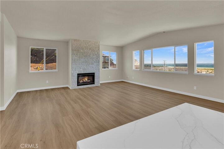 Property Photo:  679 Elena Street  CA 93442 