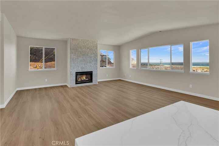 Property Photo:  679 Elena Street  CA 93442 