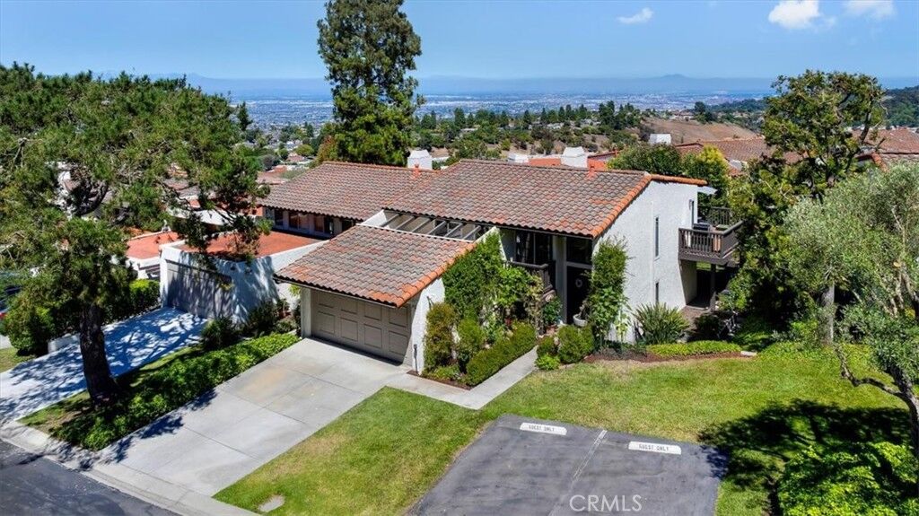 Property Photo:  92 Cottonwood Circle  CA 90274 