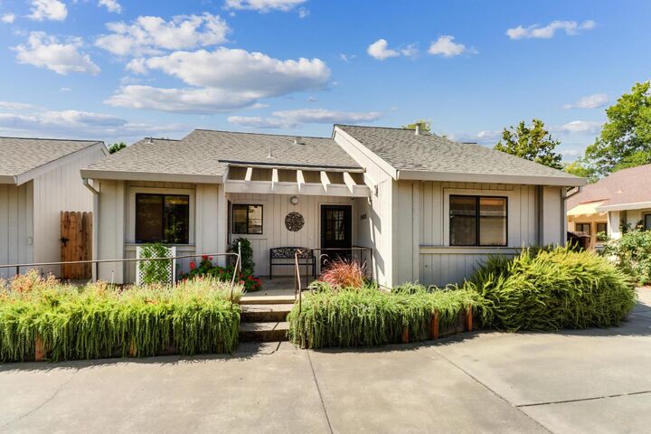 Property Photo:  2405 Sparrow Court  CA 95616 