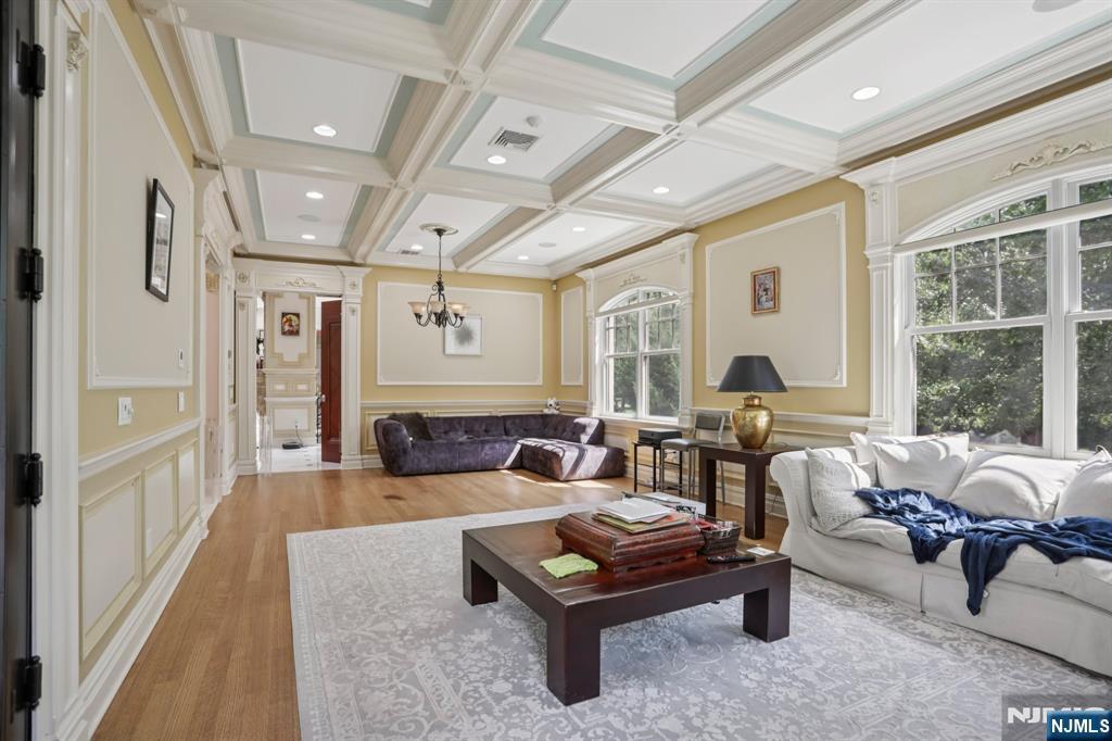 Property Photo:  100 Johnson Court  NJ 07624 