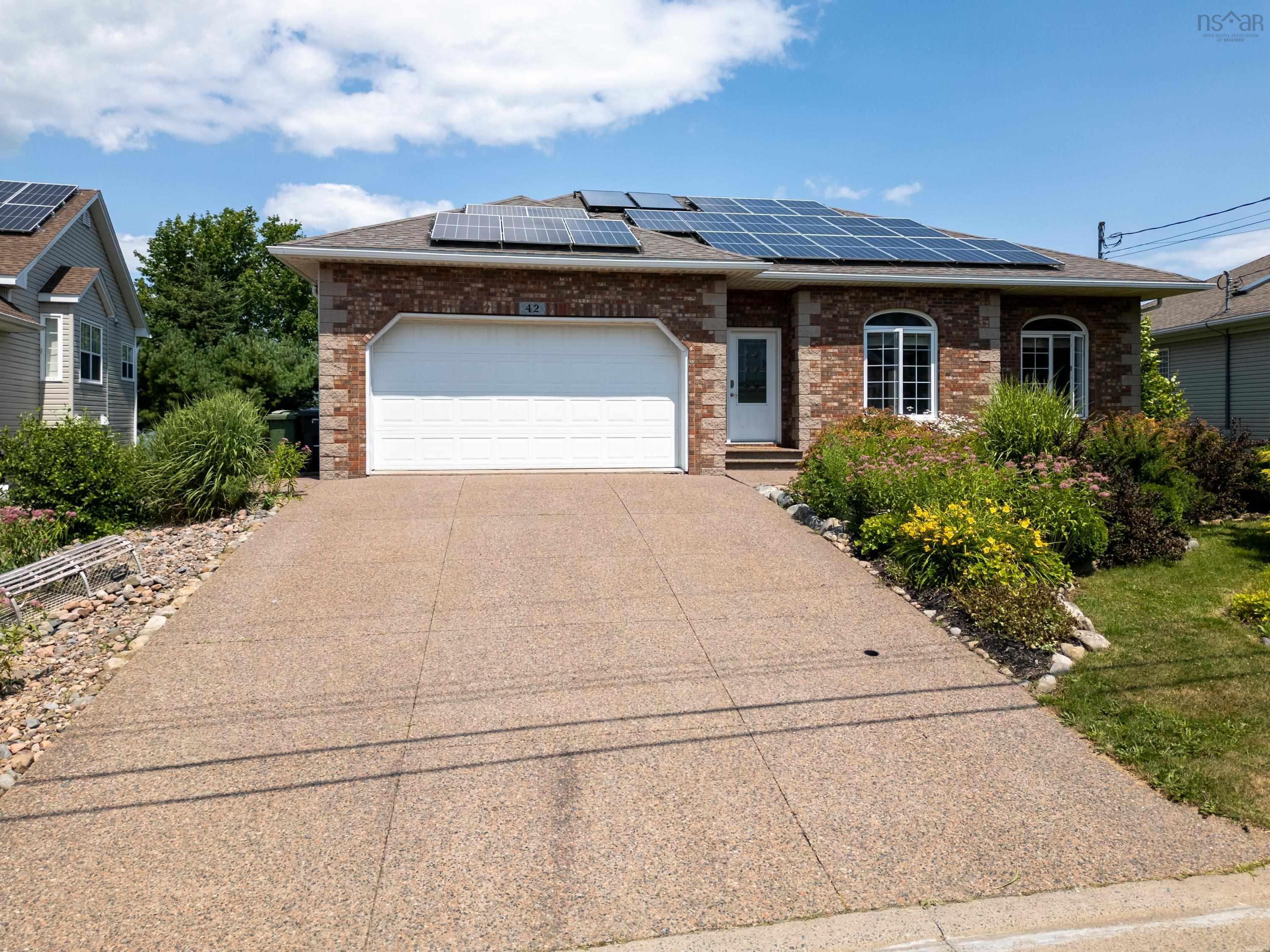 Property Photo: 42 Lakeridge Crescent NS B2V 2V2