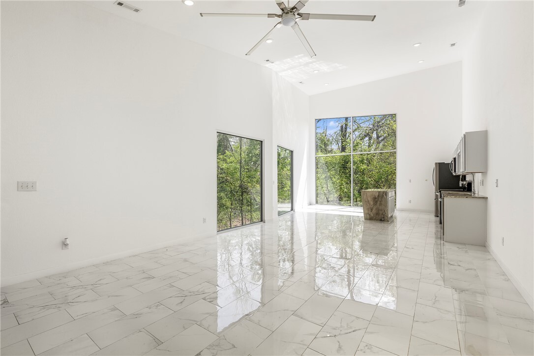 Property Photo:  508 J Street  AR 72712 