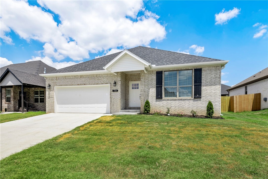 Property Photo:  720 Merryfield Street  AR 72713 