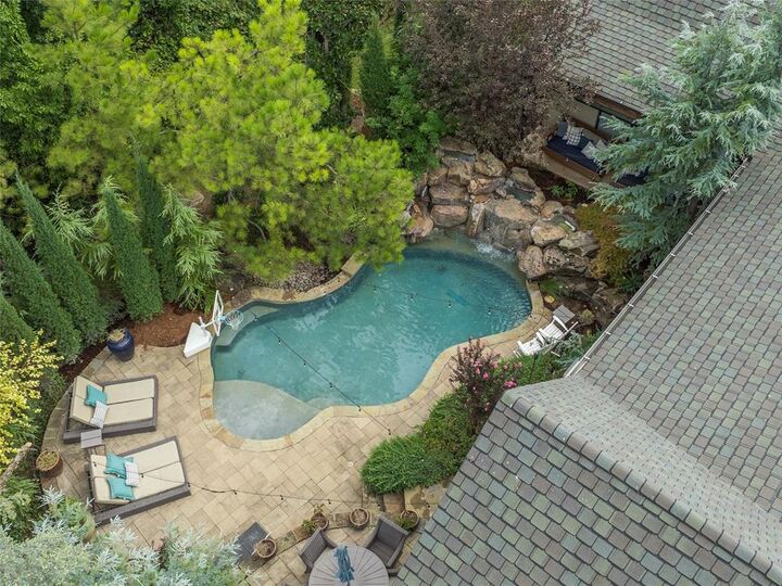 Property Photo:  1665 Saratoga Way  OK 73003 