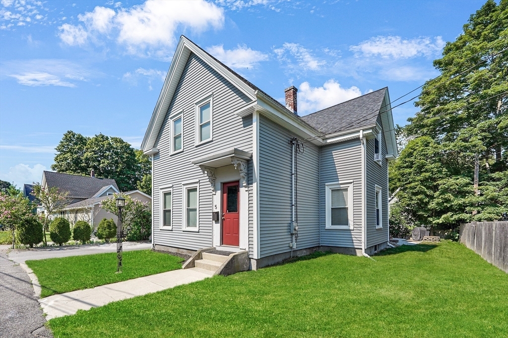 Property Photo: 5 Waban St MA 01760