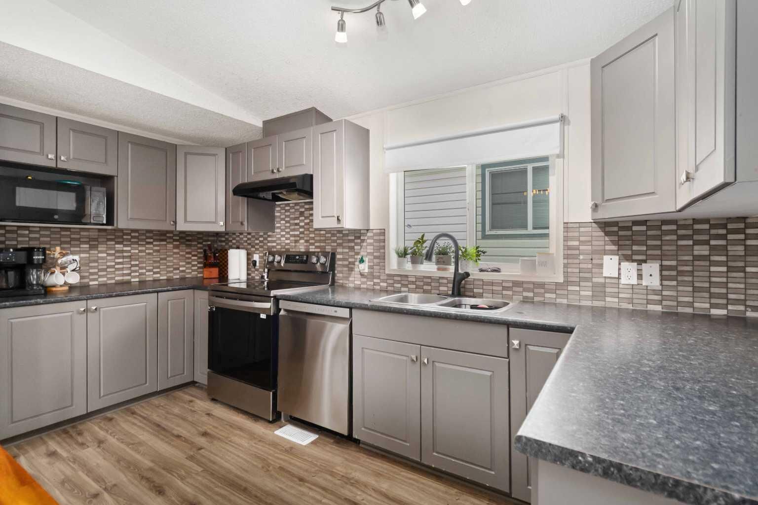 Photo de la propriété: 101 Hoehne Street AB T9K 2K8